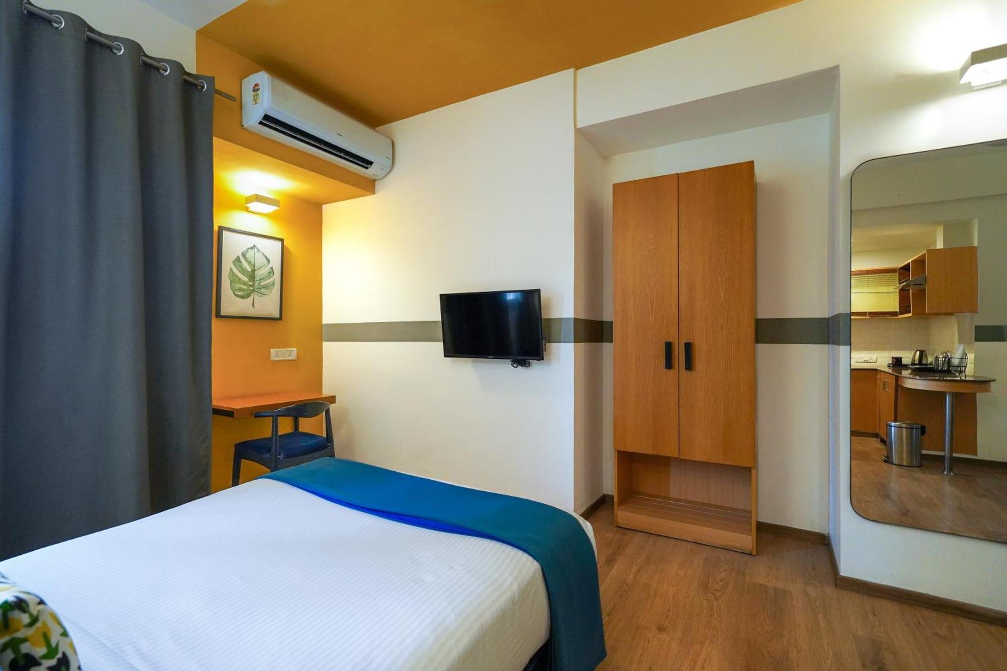 Olive Hotel Magrath By Embassy Group Bangalore Buitenkant foto