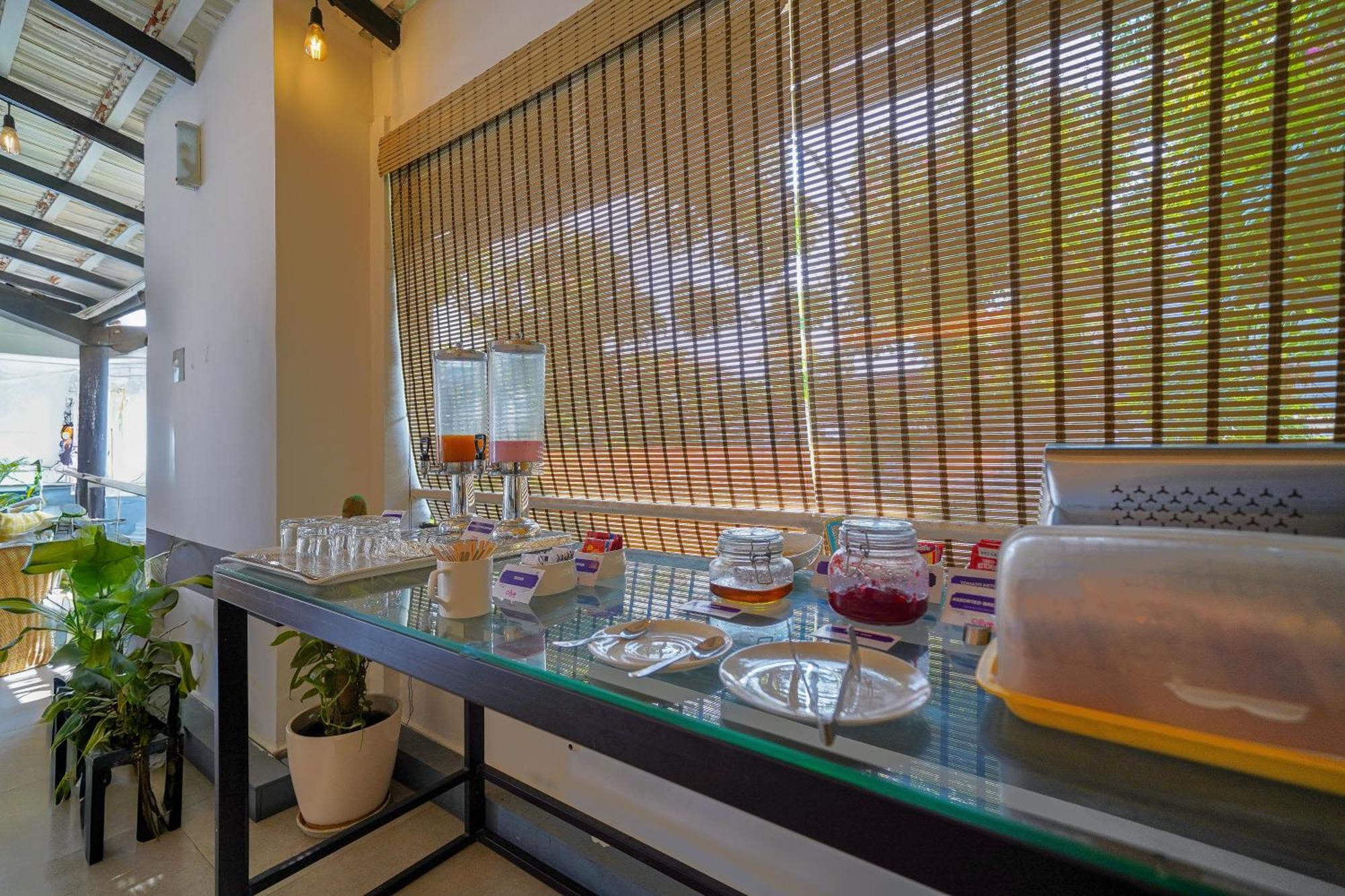 Olive Hotel Magrath By Embassy Group Bangalore Buitenkant foto