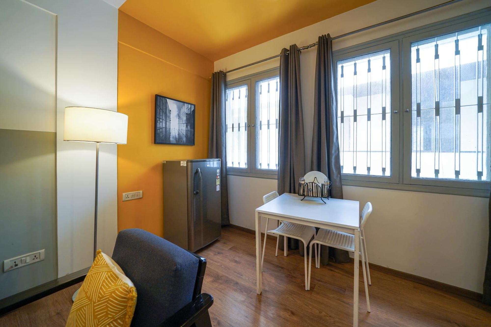 Olive Hotel Magrath By Embassy Group Bangalore Buitenkant foto